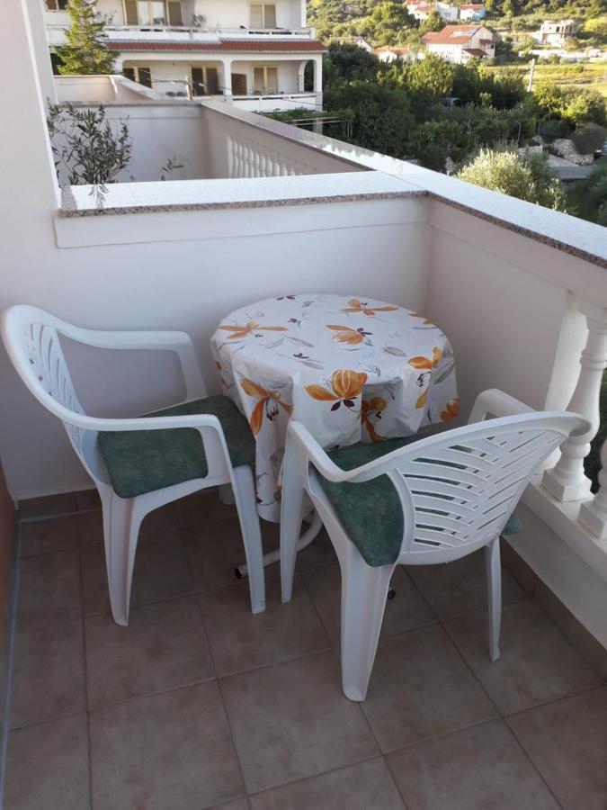 Apartments Sandra Palit Экстерьер фото
