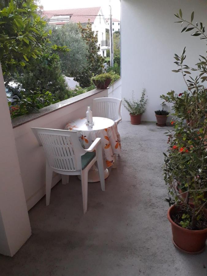 Apartments Sandra Palit Экстерьер фото