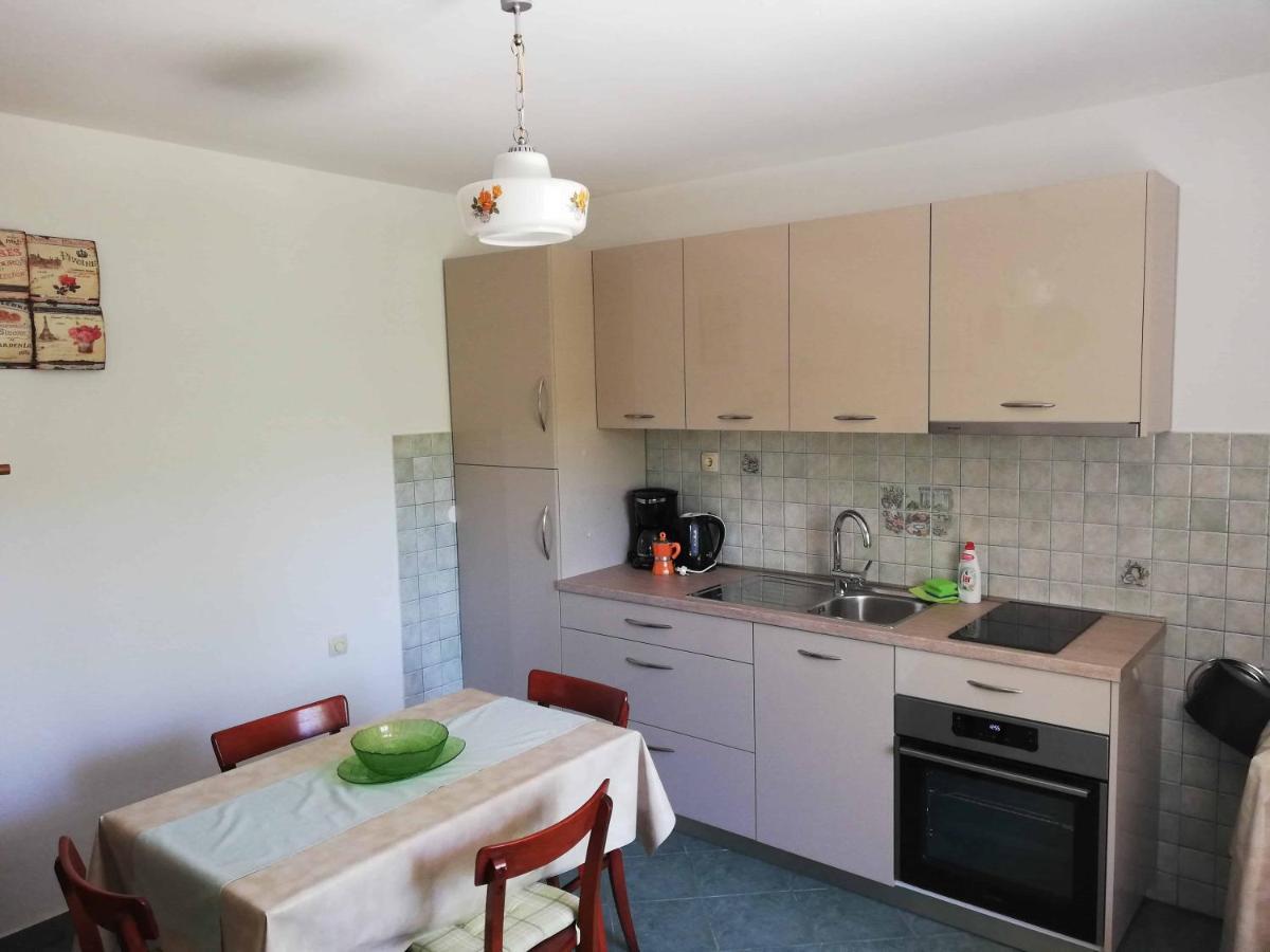 Apartments Sandra Palit Экстерьер фото