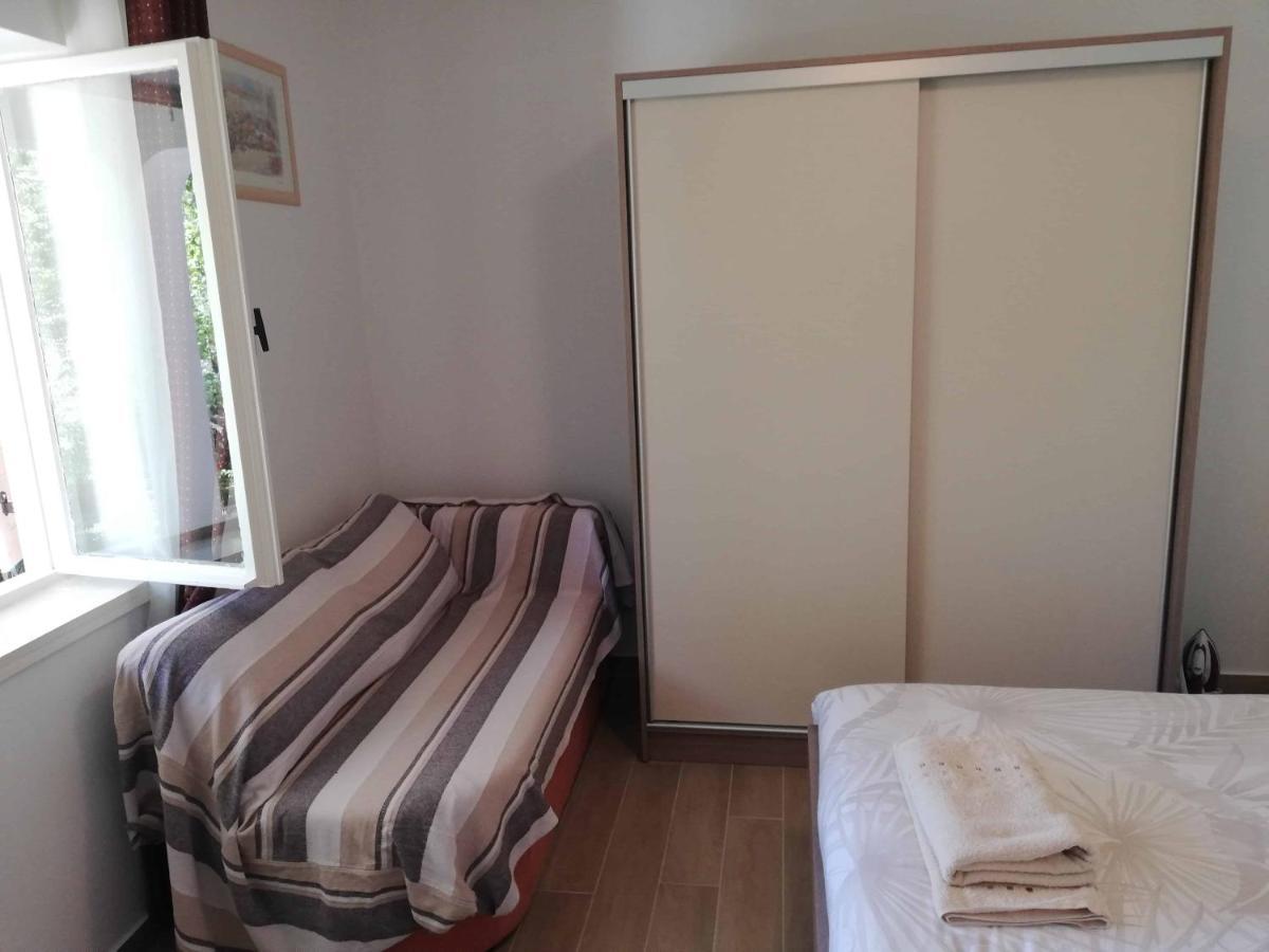 Apartments Sandra Palit Экстерьер фото