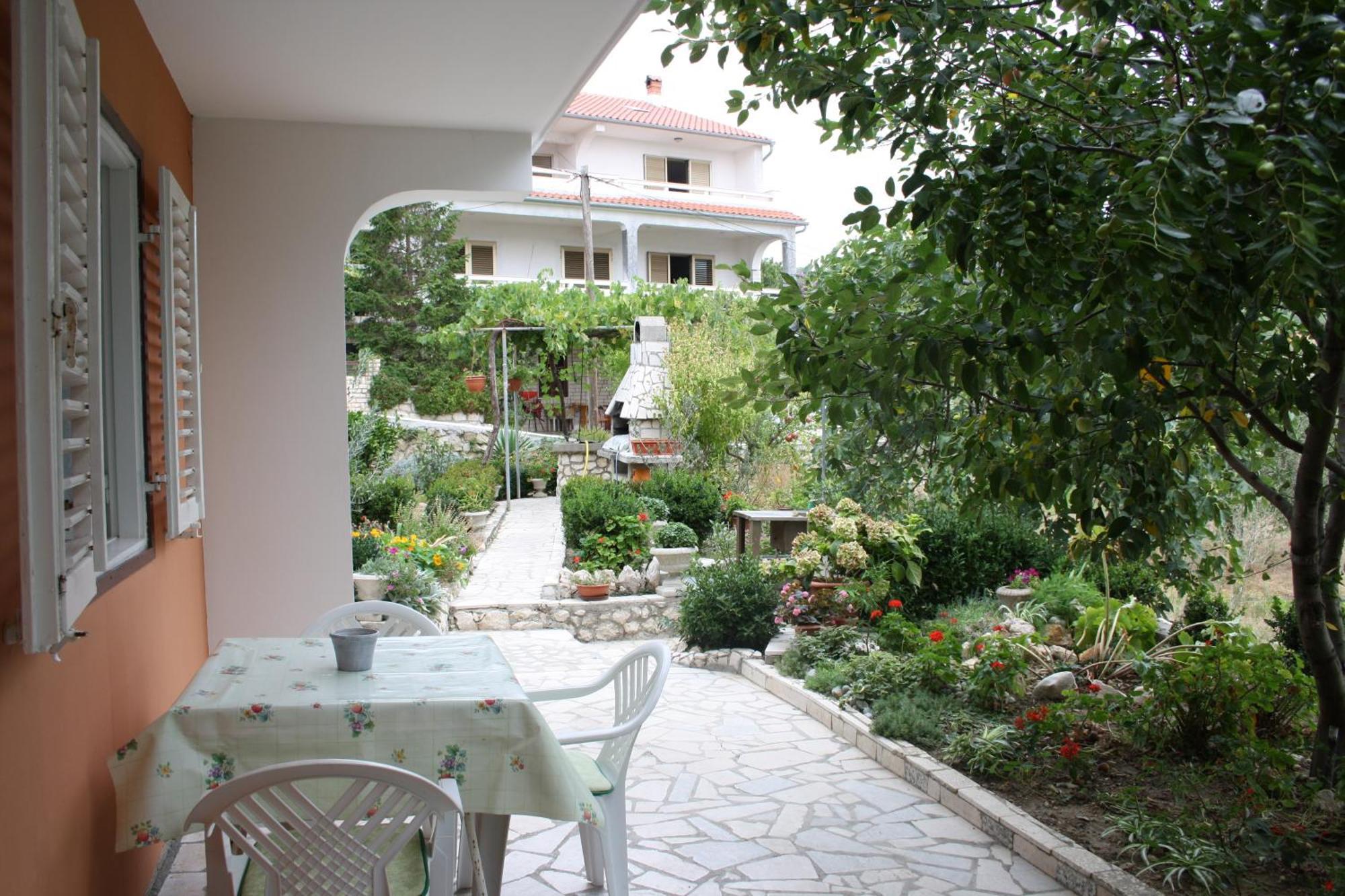 Apartments Sandra Palit Экстерьер фото